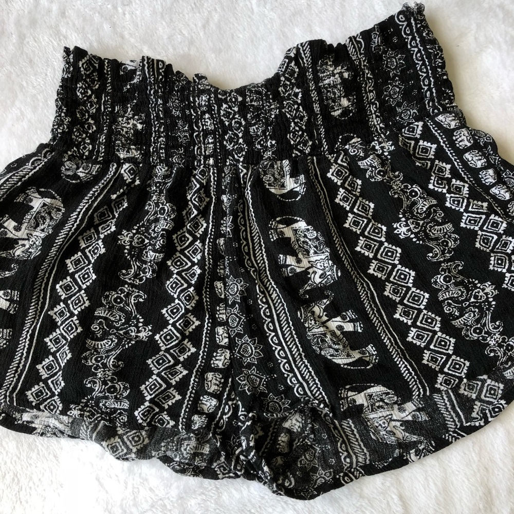 Pattern shorts